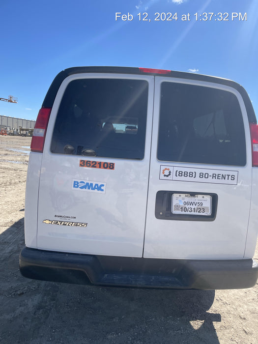 2023 CHEVROLET Express Van - Rental