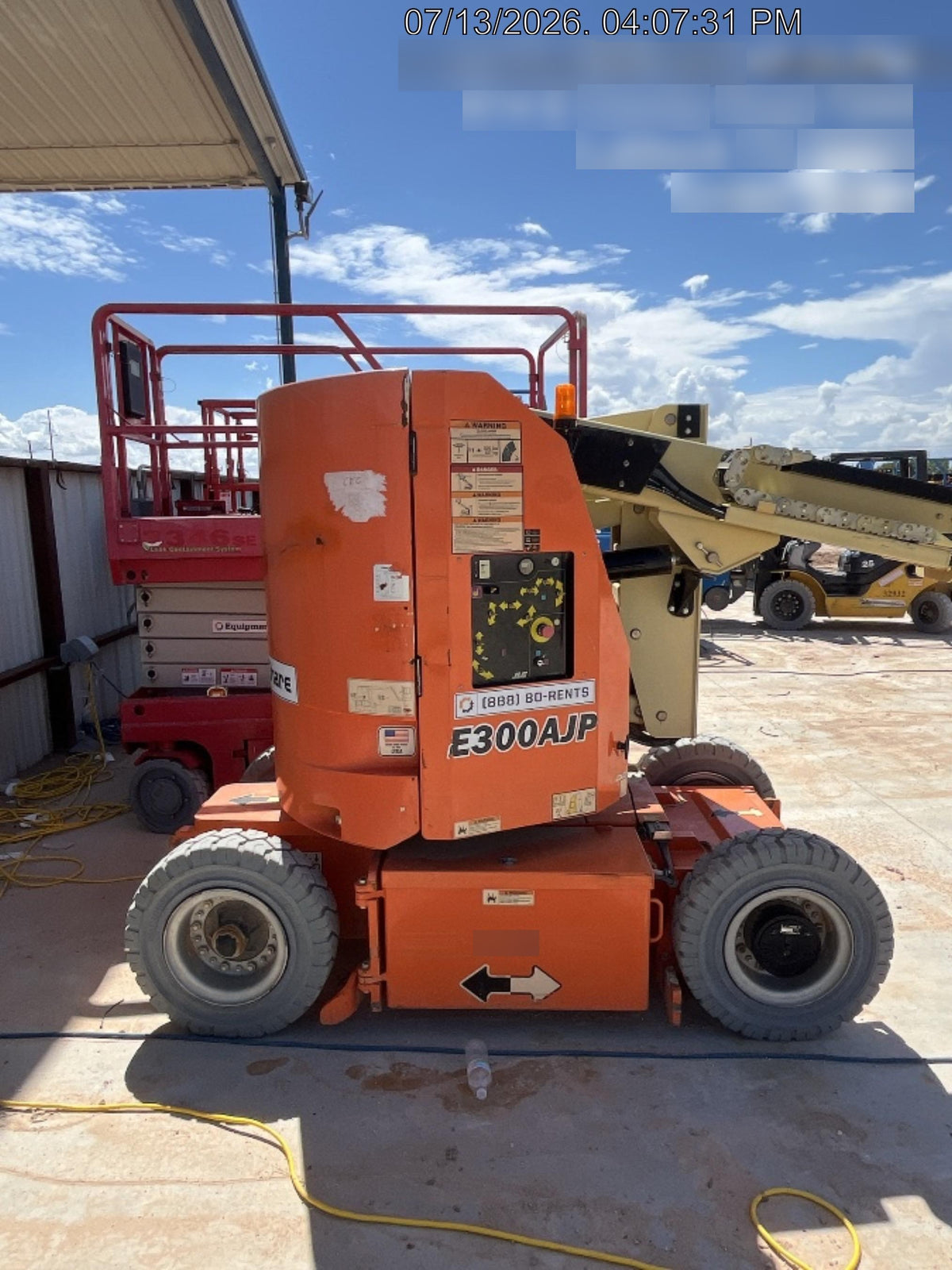 2019 JLG E300AJP