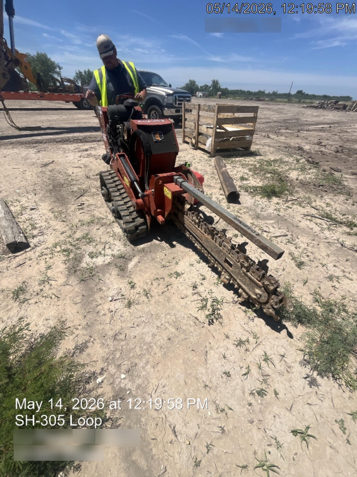 2020 DITCH WITCH C24XA