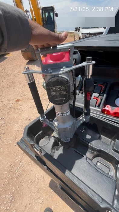 2025 TITAN PGD3200XPM