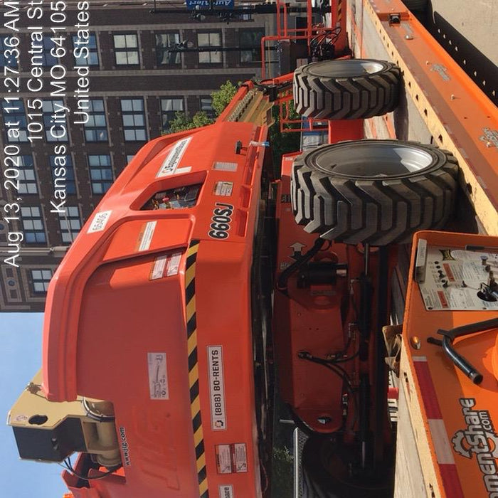 2020 JLG 660SJ