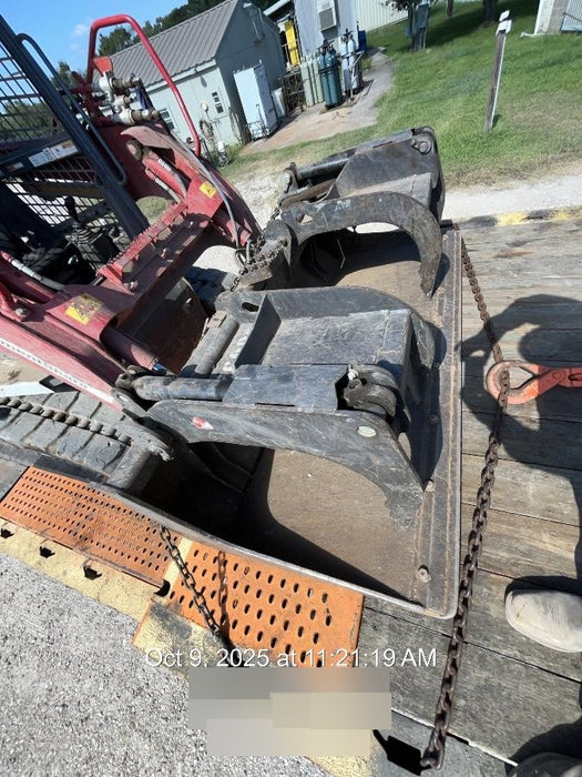 2018 PALADIN 76" Scrap Grapple Bucket - Paladin