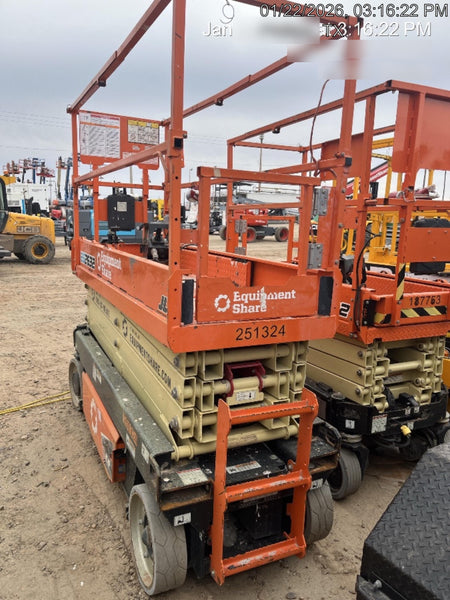 2022 JLG ES2632