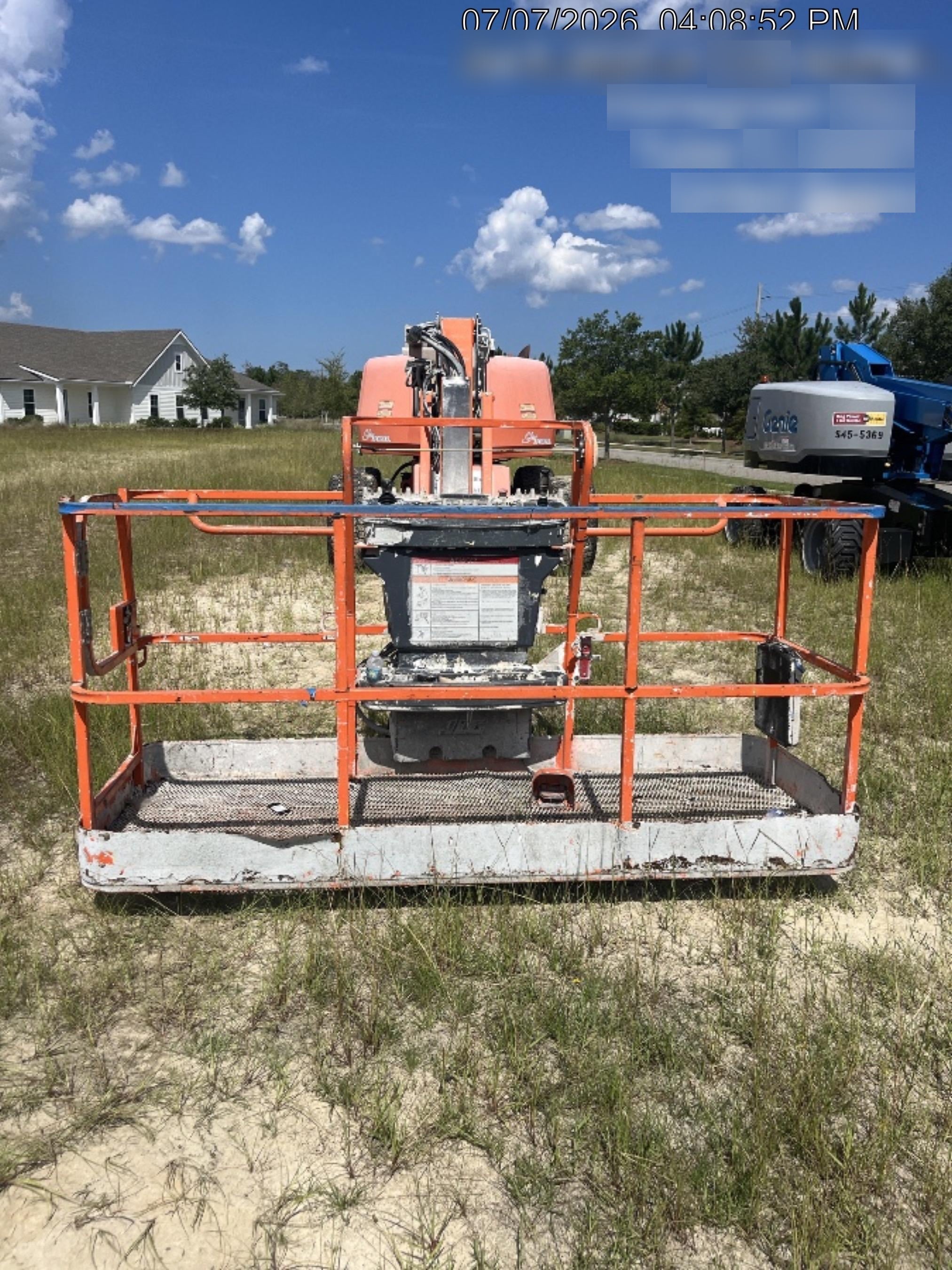 2021 JLG 660SJ