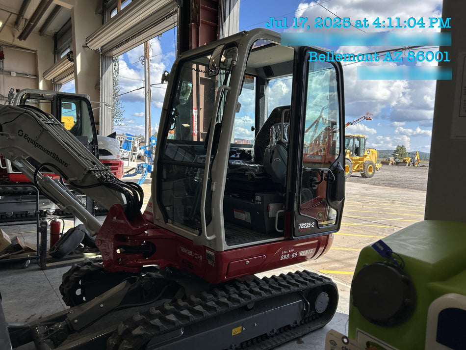 2025 TAKEUCHI TB235-2CR