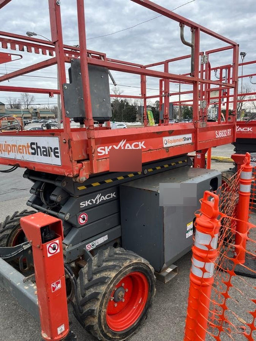 2018 SKYJACK SJ6832 RT