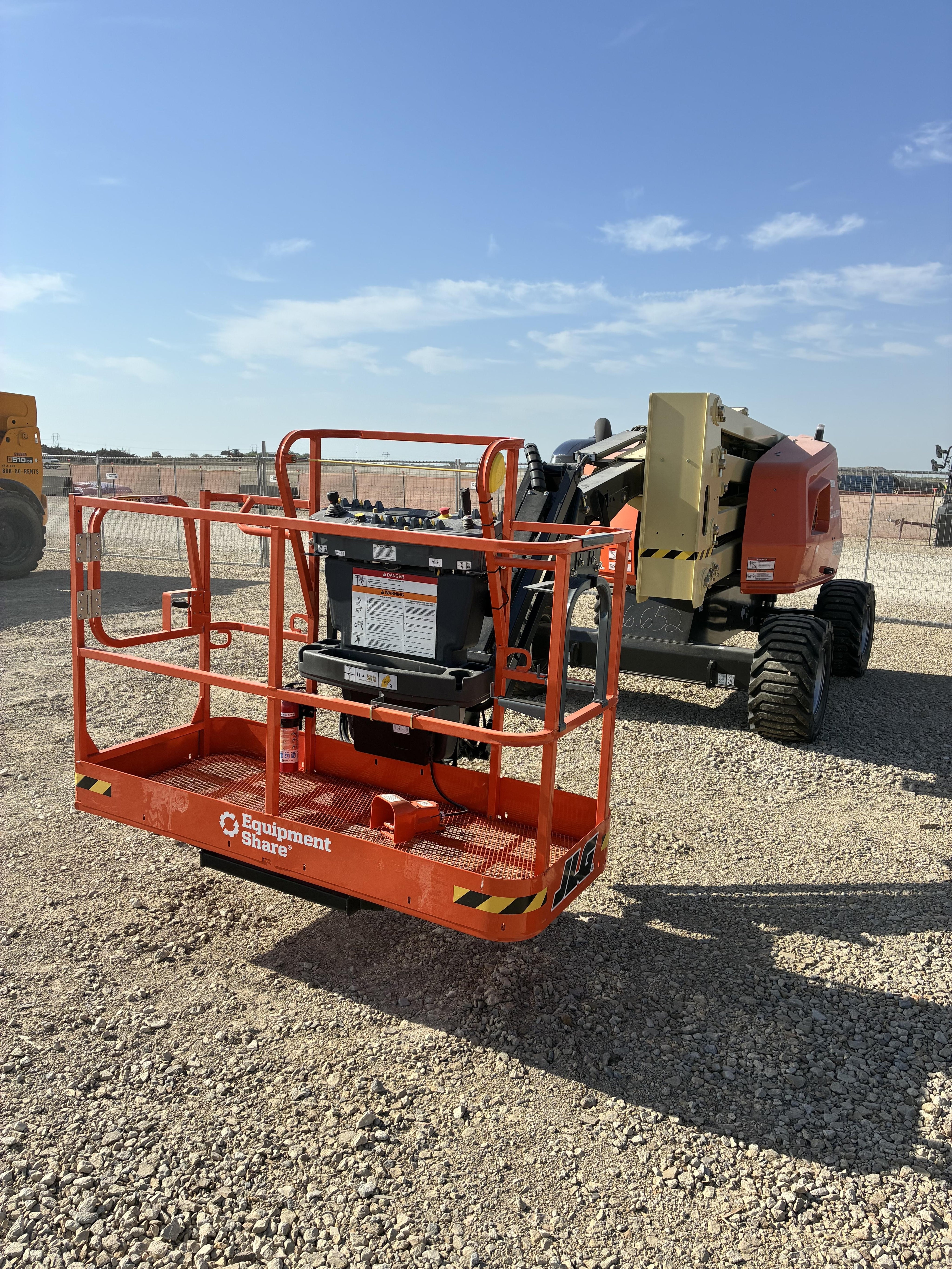 2026 JLG 450AJ