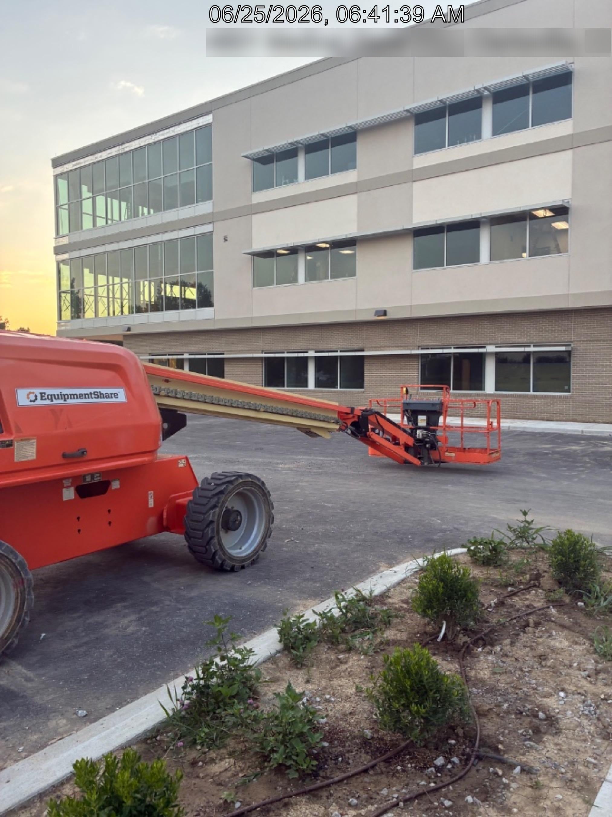 2021 JLG 660SJ