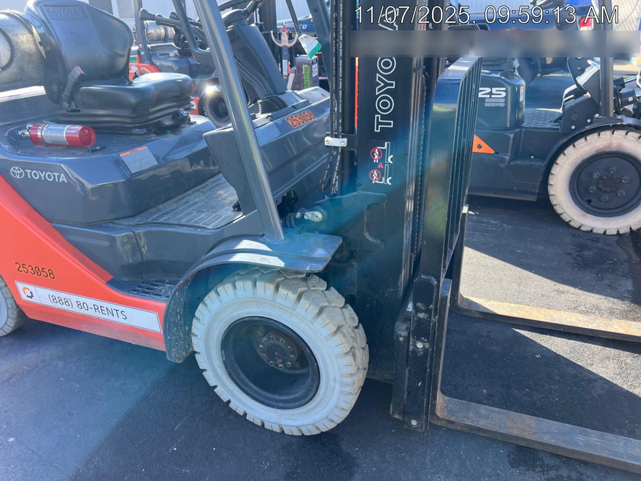 2022 TOYOTA 50-8FGU25