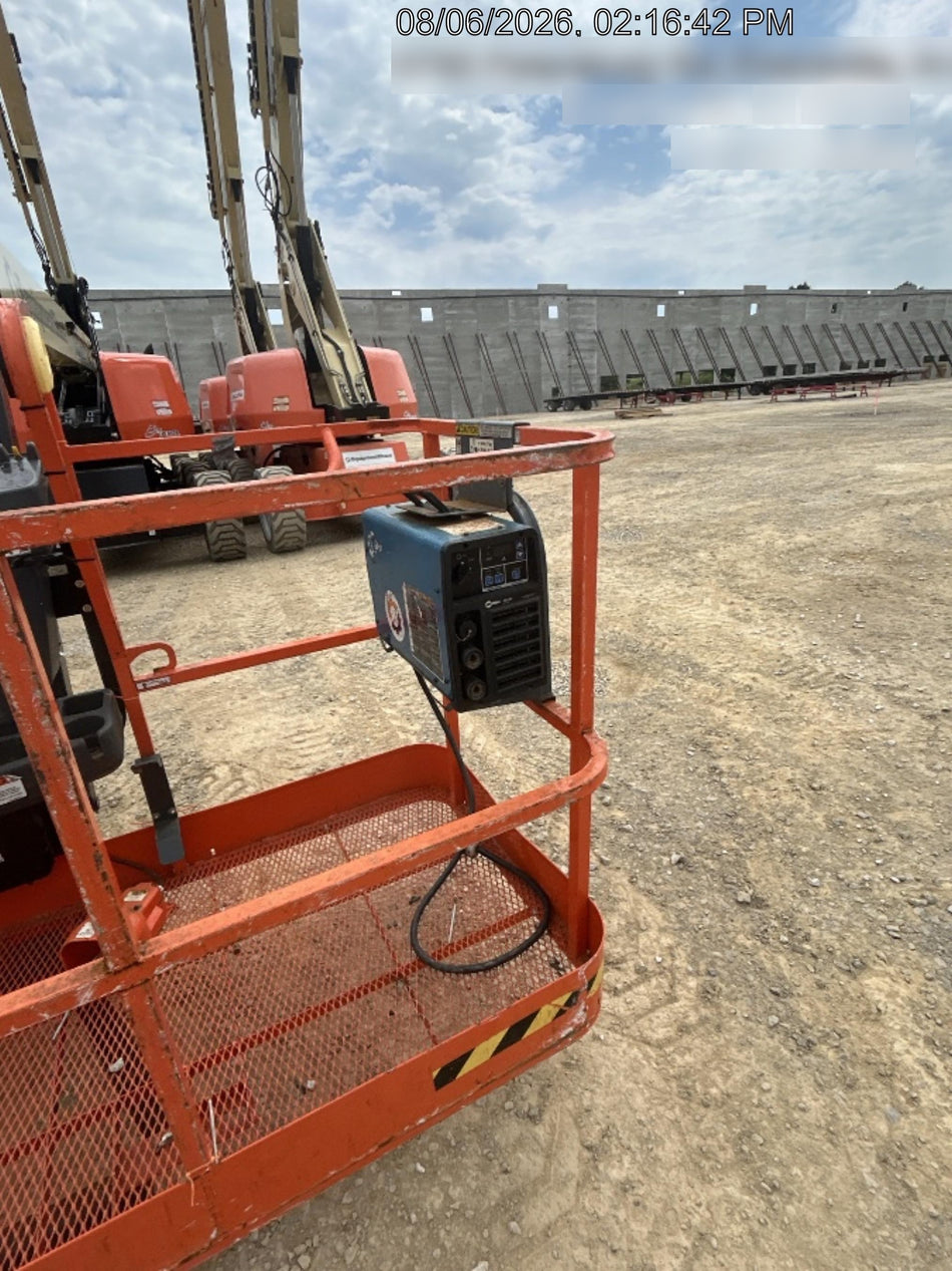 2025 JLG 660SJ
