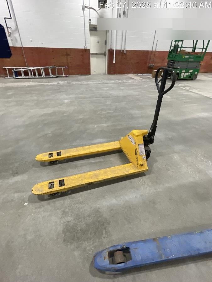 2022 ULINE H-1043