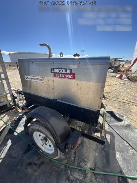 2019 Lincoln Electric Vantage 322 Welder Ready-Pak 3, Two wheel trailer, Fender and Light kit, Cable Rack