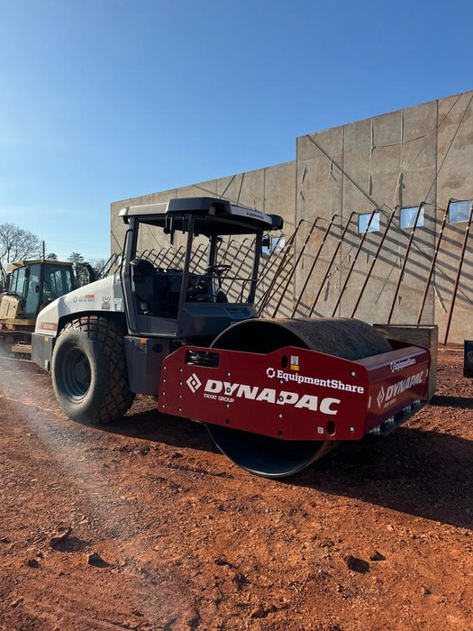 2024 DYNAPAC CA2500D