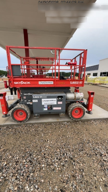 2022 SKYJACK SJ6832 RT