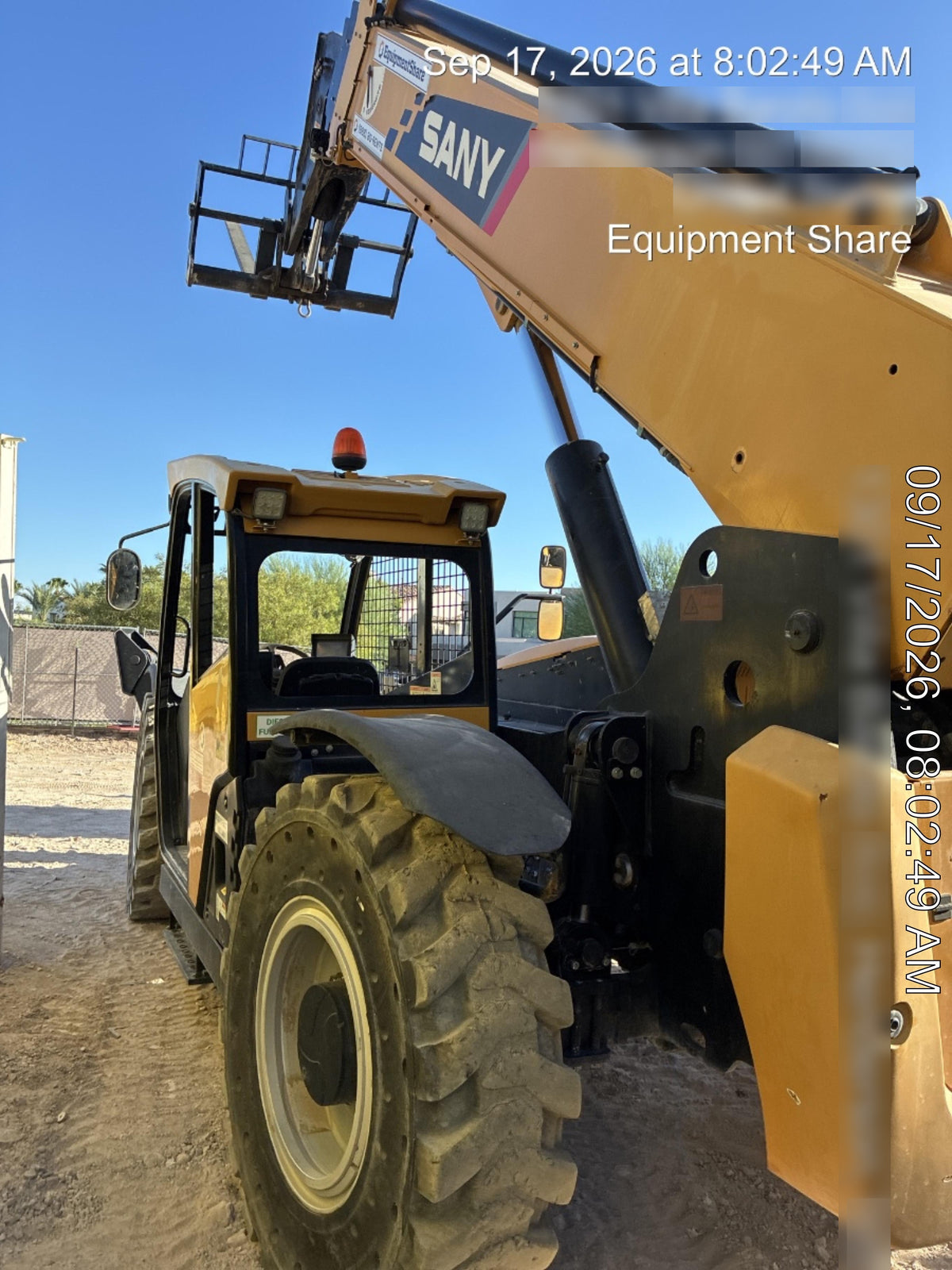 2022 SANY STH1056