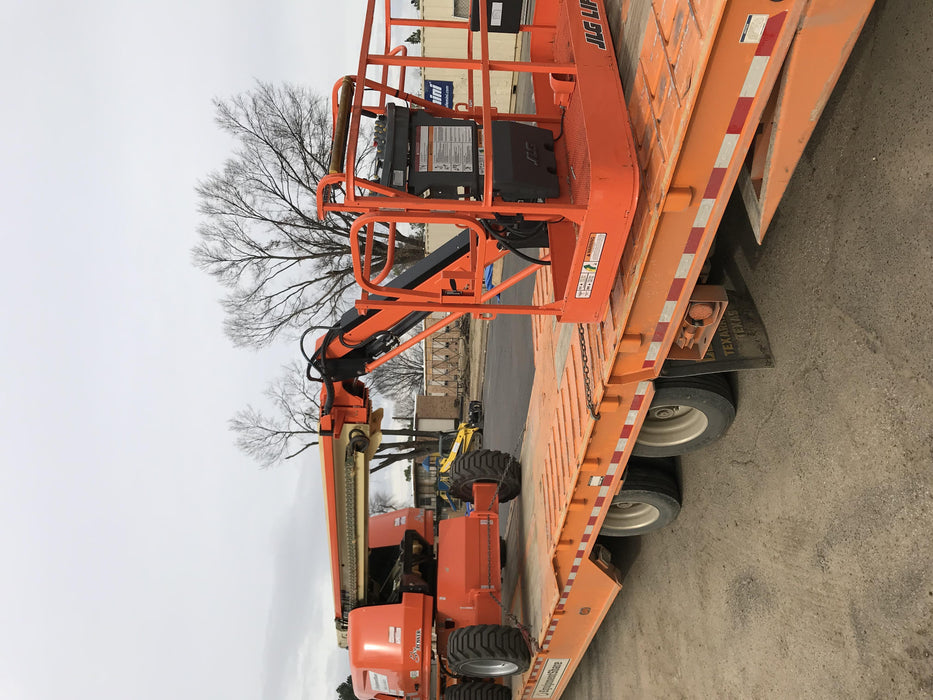 2019 JLG 660SJ
