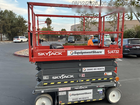 2022 SKYJACK SJ4732