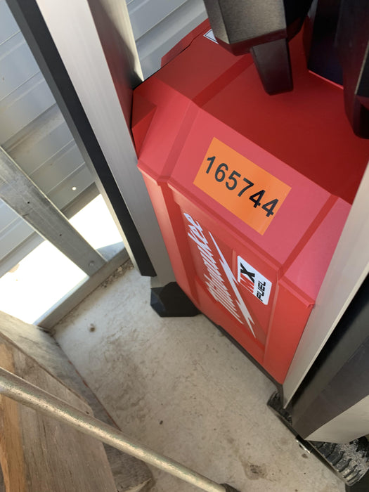 2021 MILWAUKEE MXF041-1XC