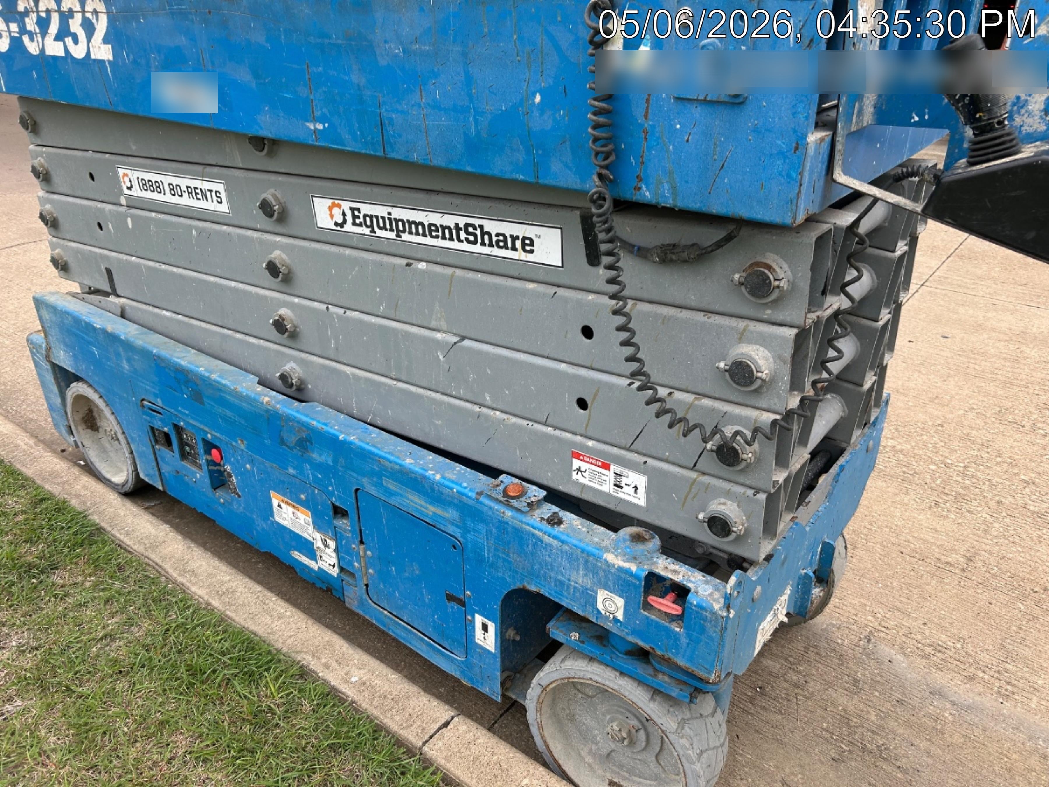 2018 GENIE GS-3232