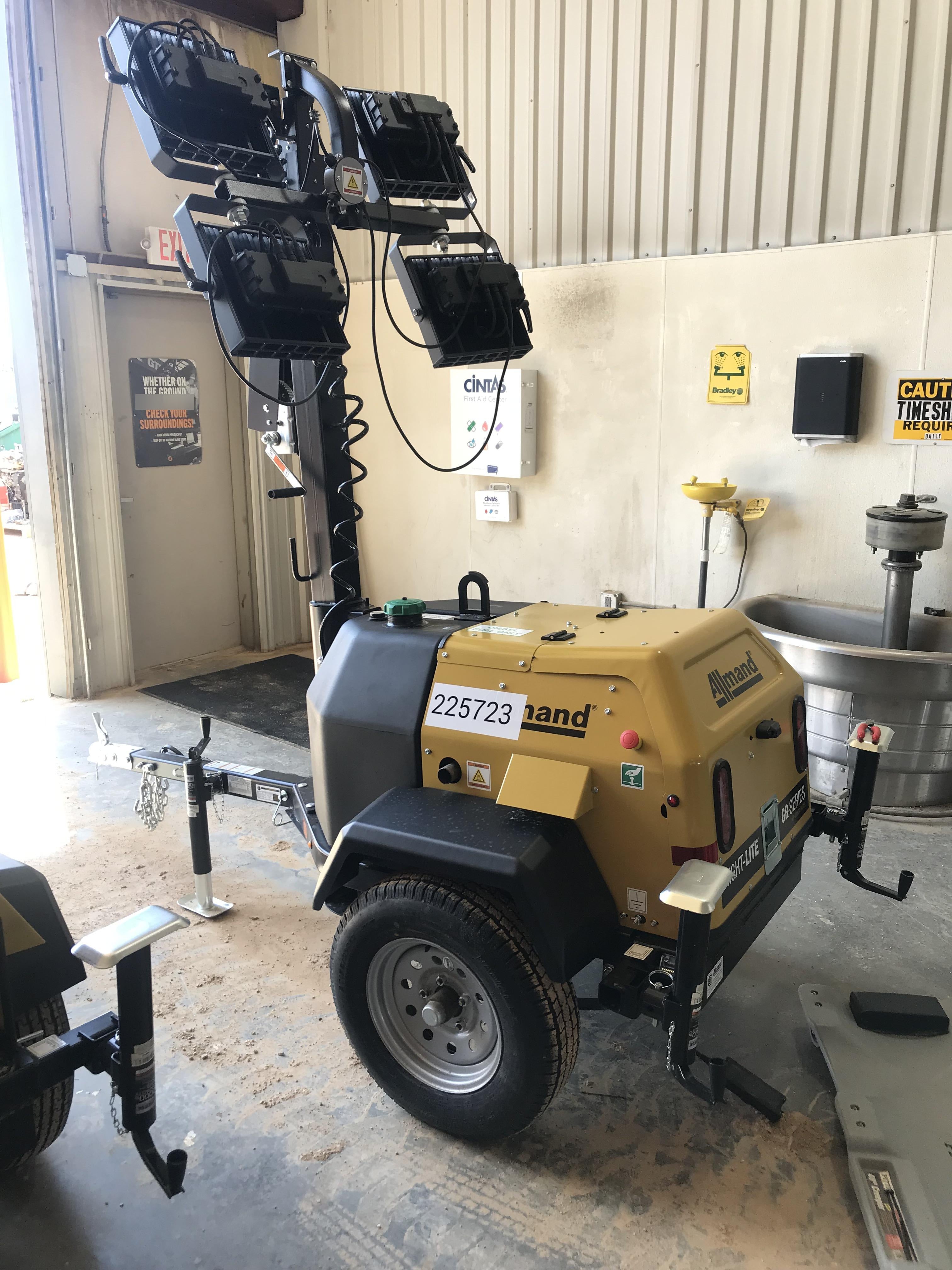 2022 Allmand NLV3GR (4) LED Light Fixture 350W, 23' Vertical Mast, 3kW Prime, Towable, Deep Sea L401, Leveling Jacks, Yanmar T4F 5.8hp