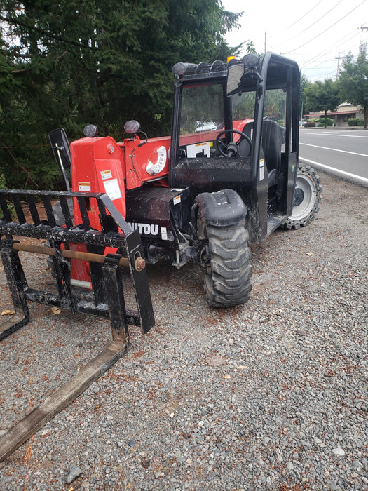 2020 Manitou MTA5519 Canopy, Solid Tires, Work Lights, Beacon, Aux Hydraulics, Back up Alarm, Mirrors, ES Keypad