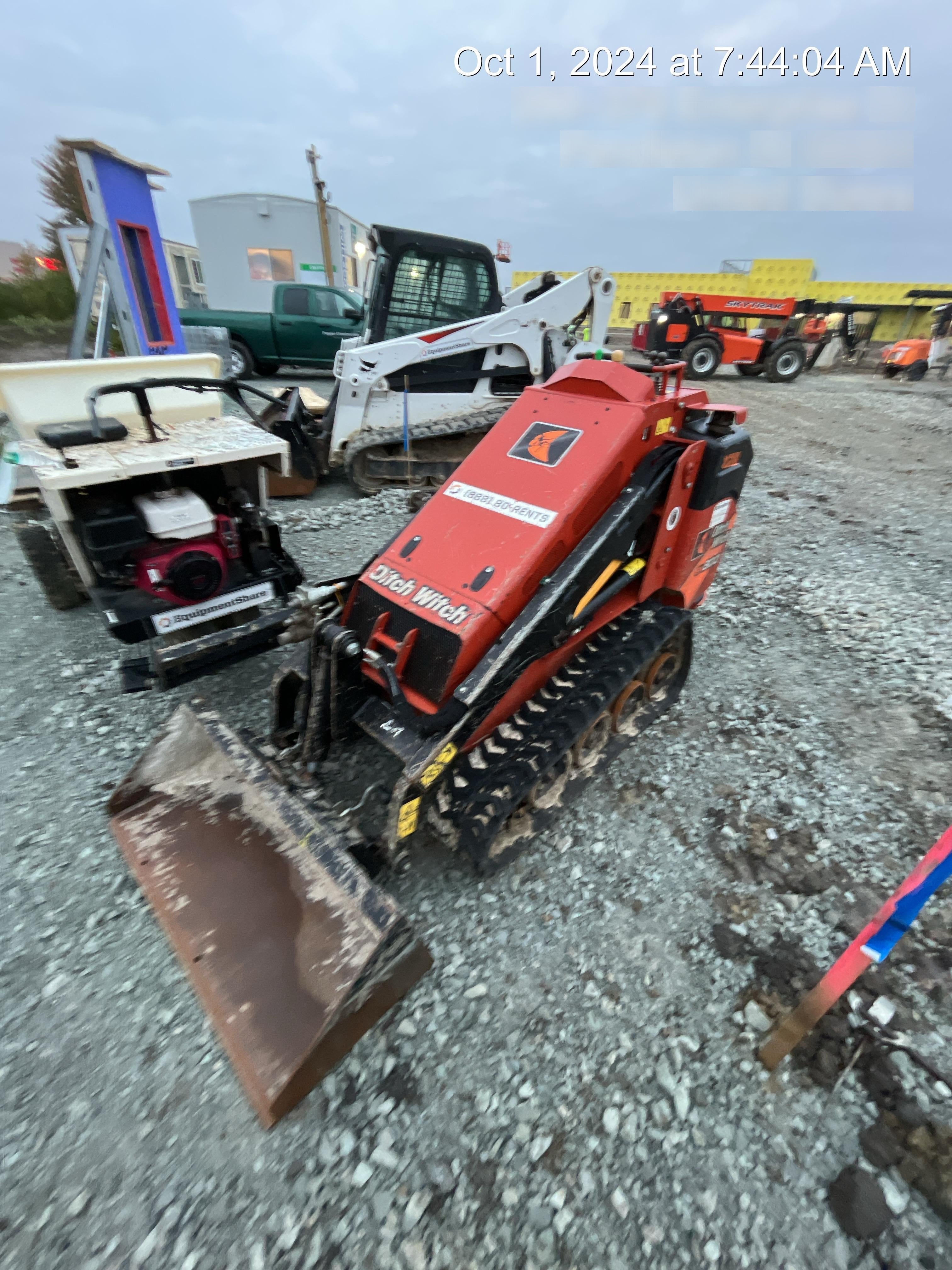 2020 DITCH WITCH SK800A