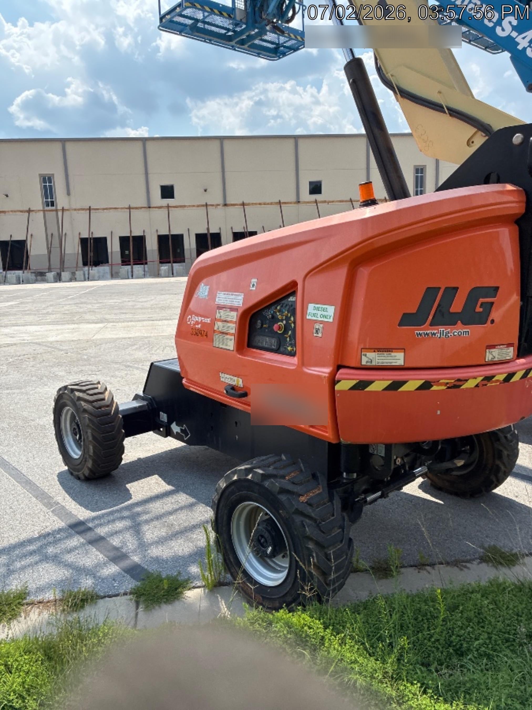 2023 JLG 460SJ