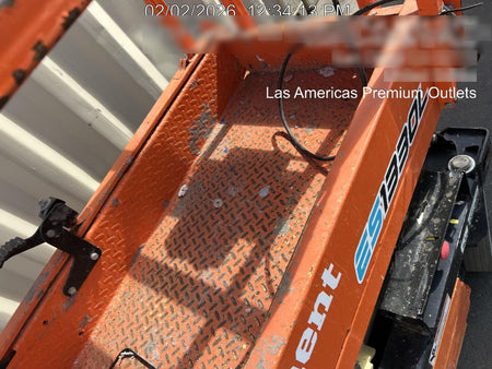 2022 JLG ES1330L