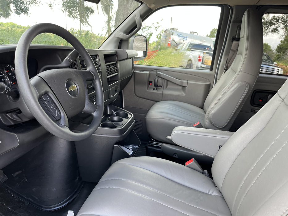 2023 CHEVROLET Express Van - Rental