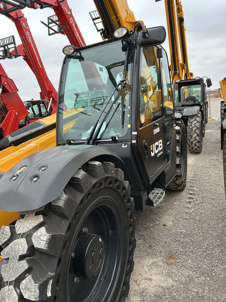 2025 JCB 514-56