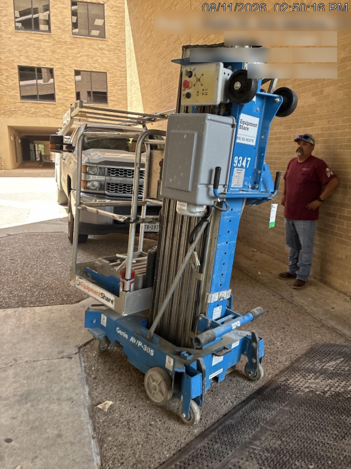 2018 GENIE AWP-30S