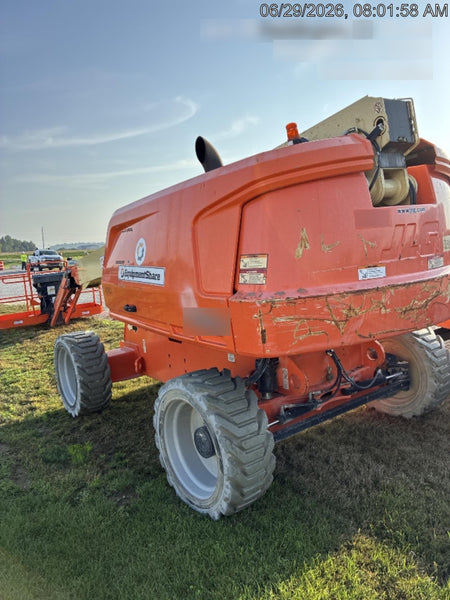 2019 JLG 660SJ