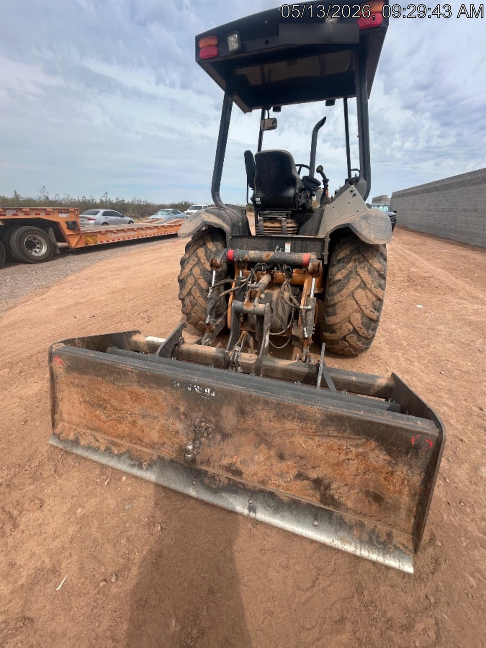 2022 CASE 570N EP