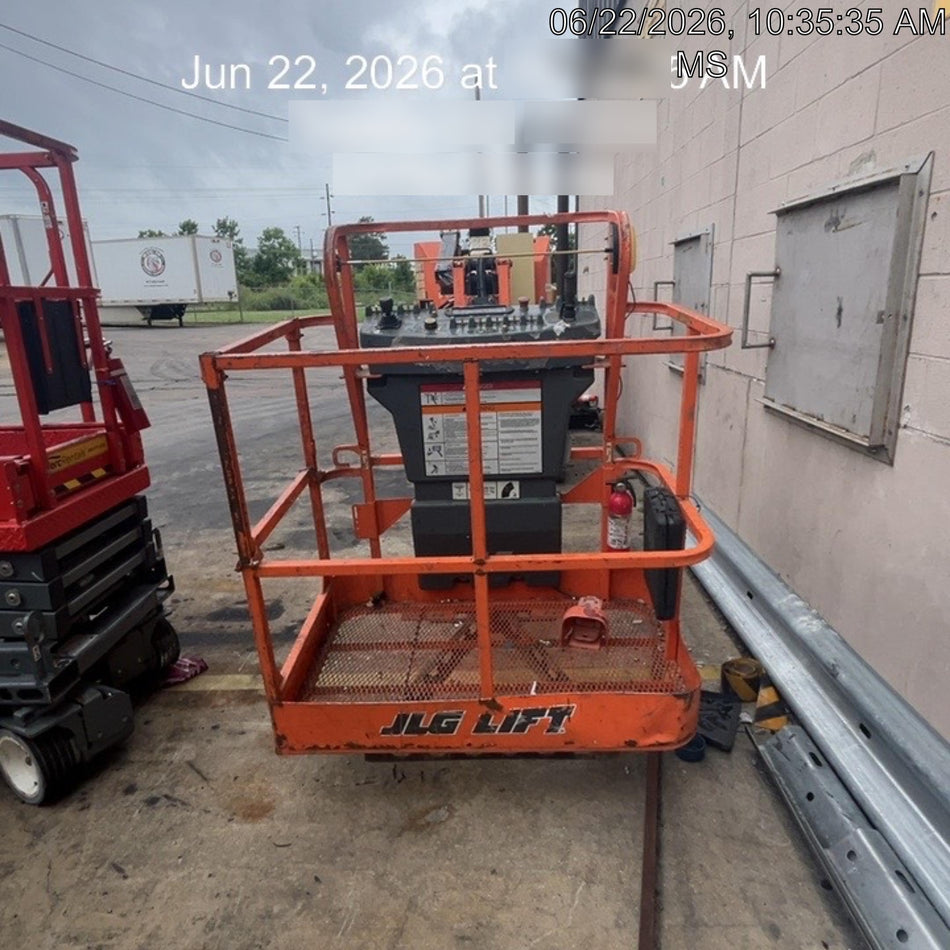 2019 JLG E300AJP