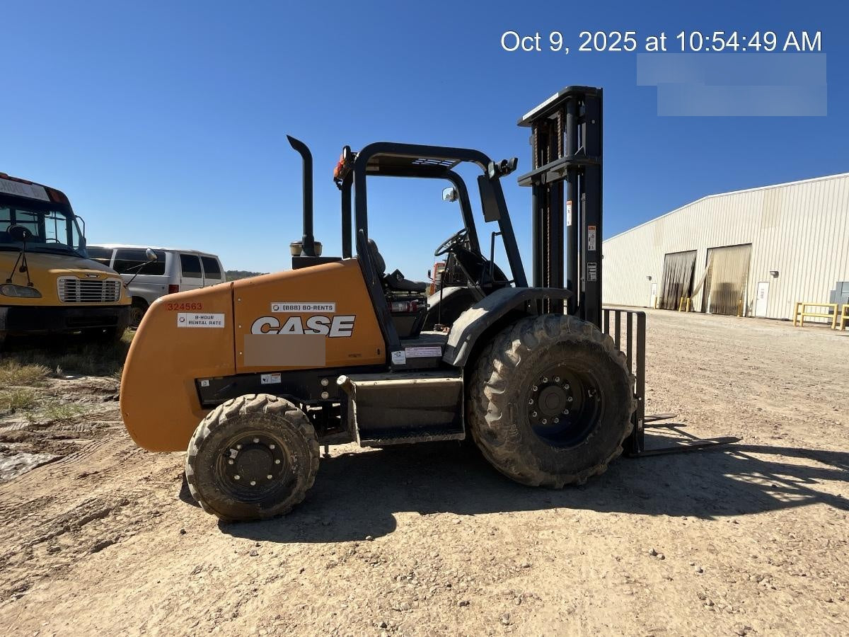 2023 CASE 588H