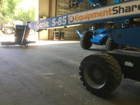2017 GENIE S-85