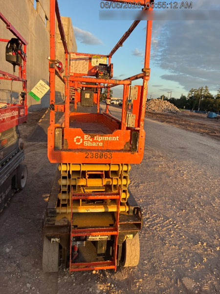 2022 JLG ES2632