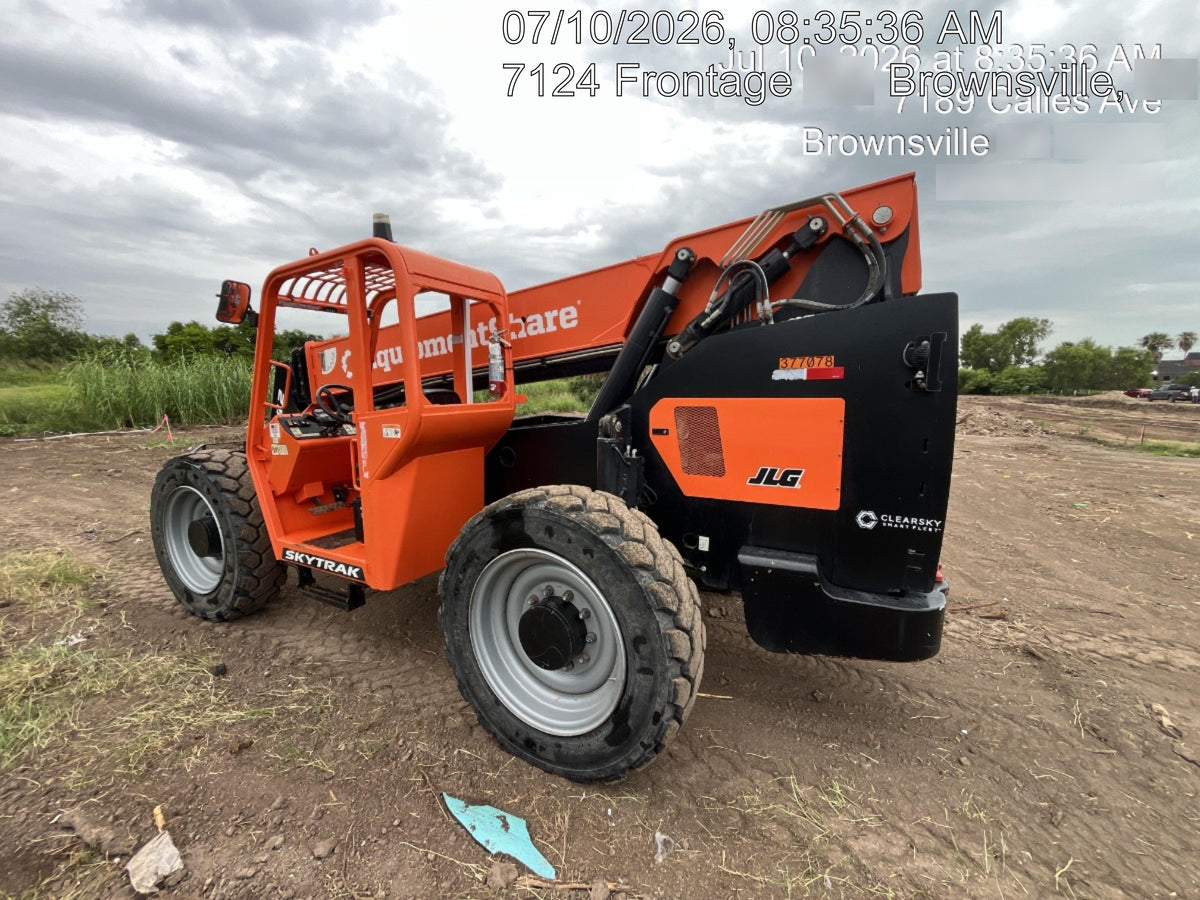 2023 SKYTRAK 8042