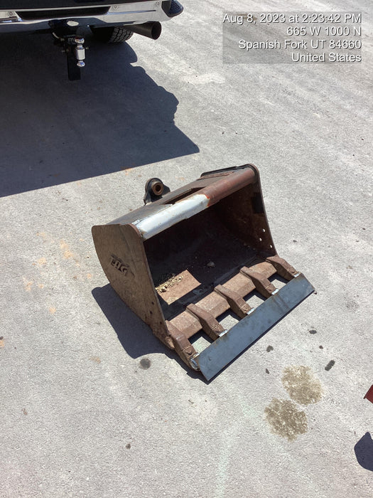 2020 TAG MANUFACTURING 30" Bucket - Tag