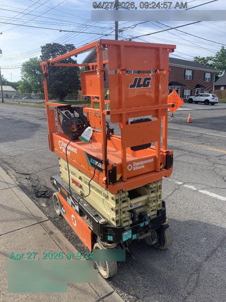 2025 JLG ES1932