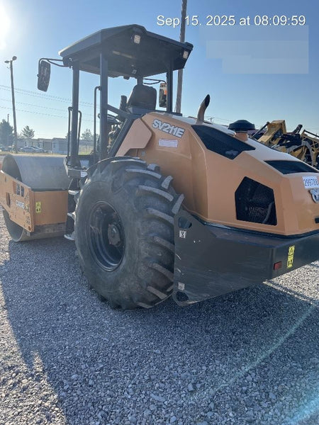 2023 CASE SV211E