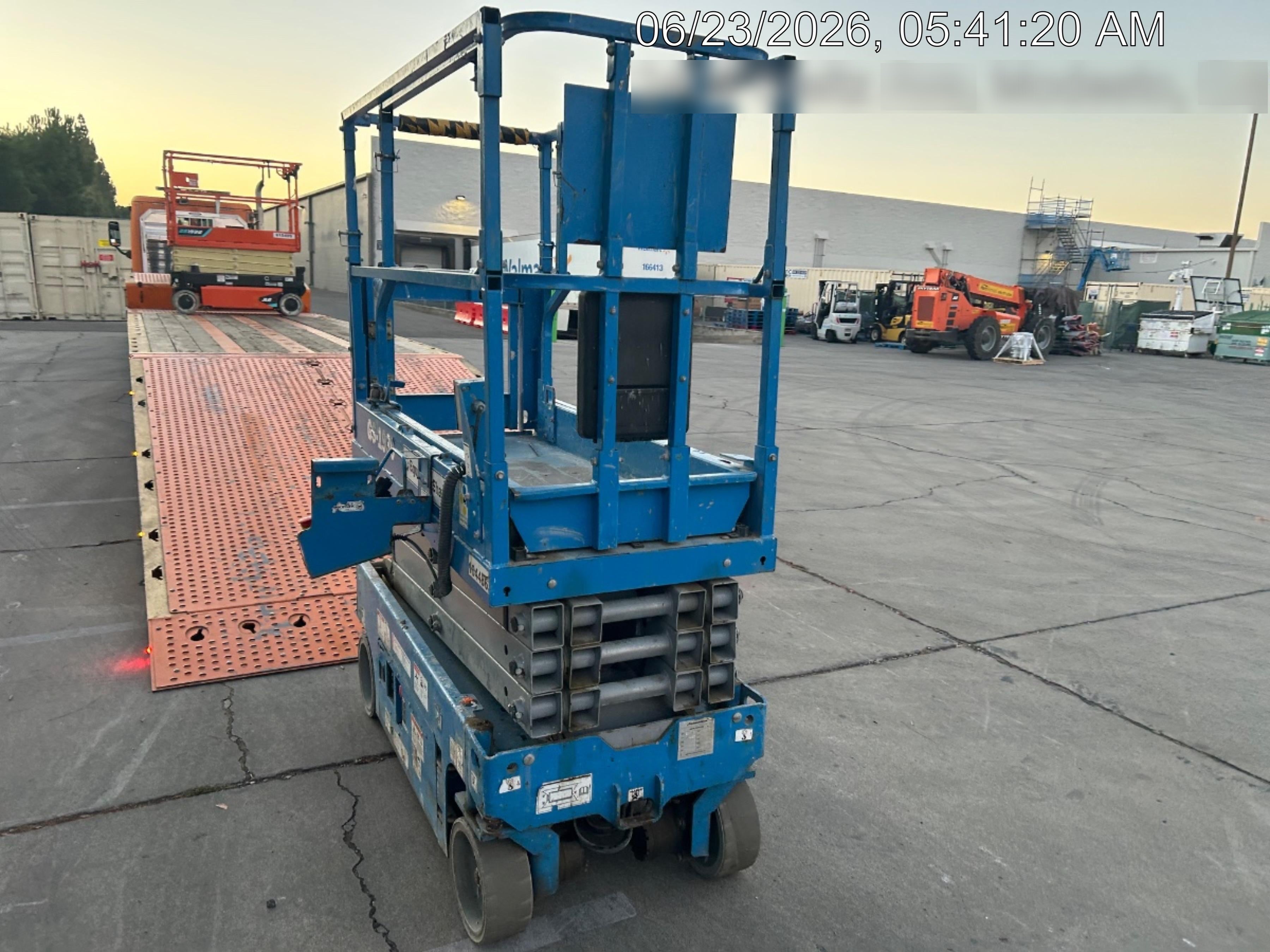 2020 Genie GS-1930 Solid Non Marking Tires, Beacon, Folding rails with half height swing gate, 800W Inverter