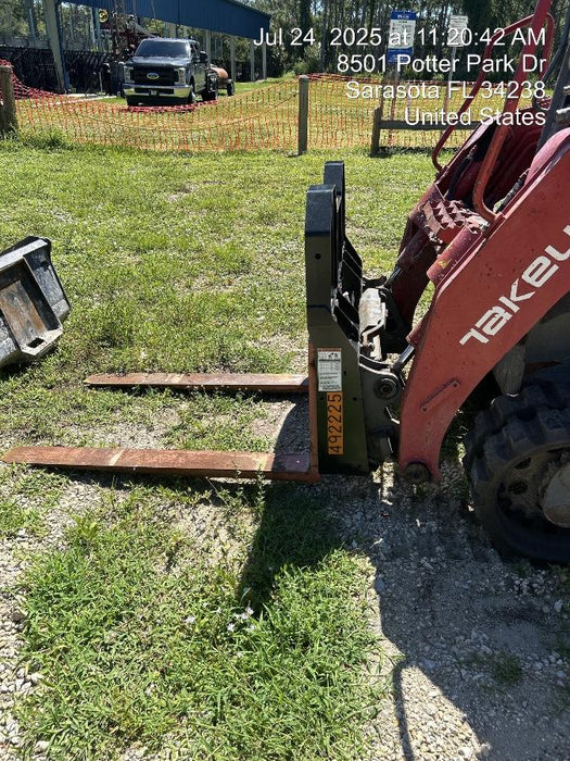 2025 VIRNIG 72" Pallet Forks - Virnig