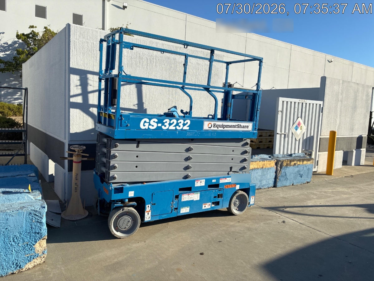 2022 GENIE GS-3232