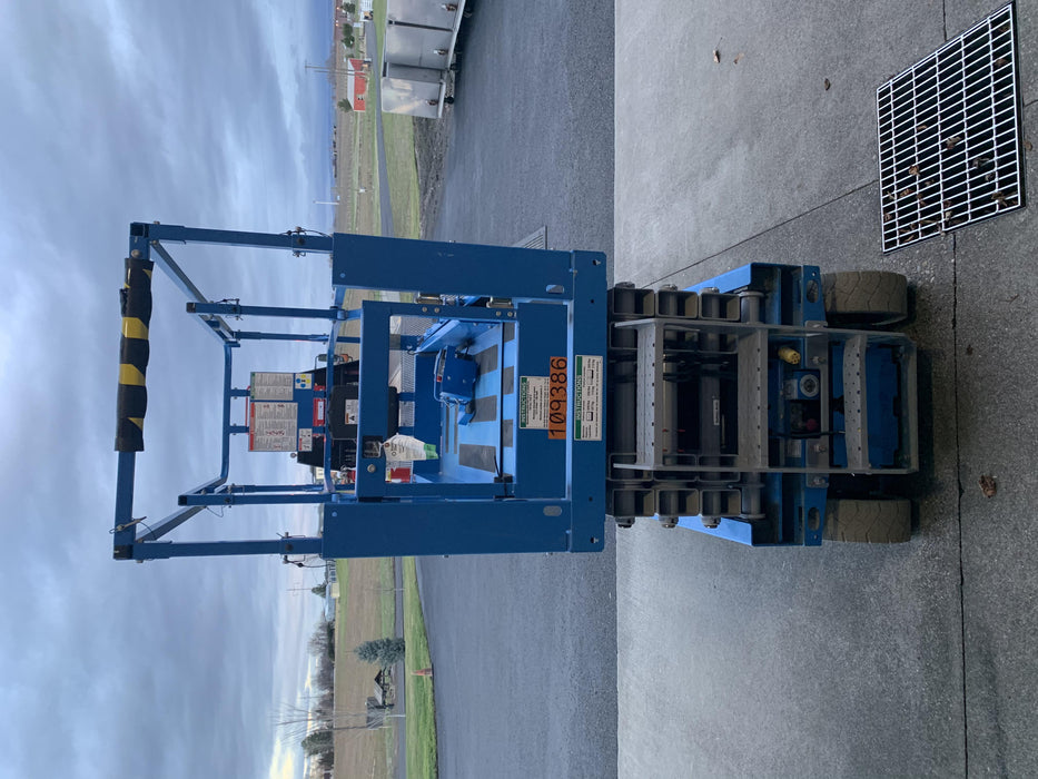 2020 Genie GS-2632 Solid NM Tires, Folding Rails with Half-Height Swing Gate, Beacon, 800W Invertor