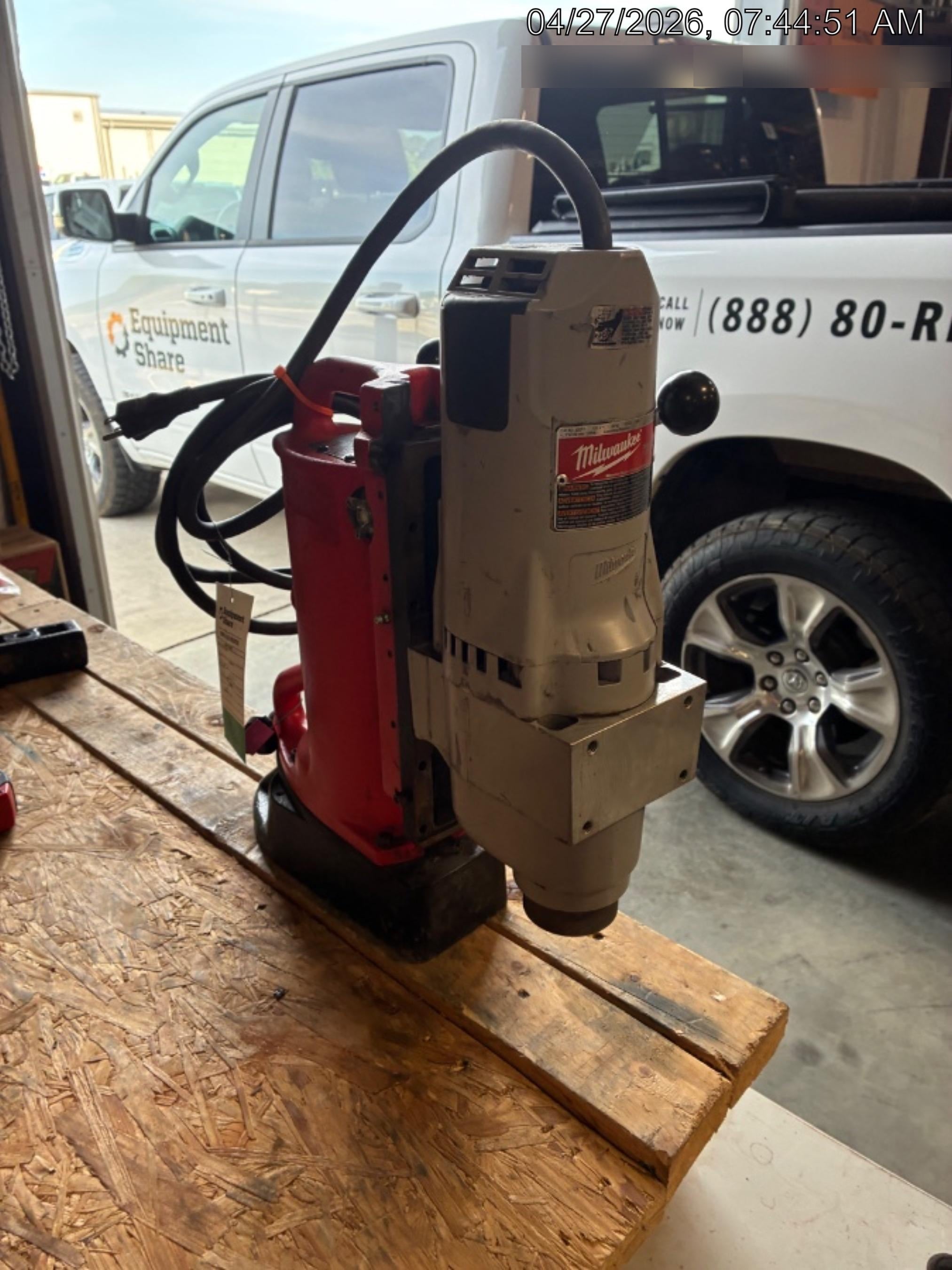 2021 MILWAUKEE 4209-1