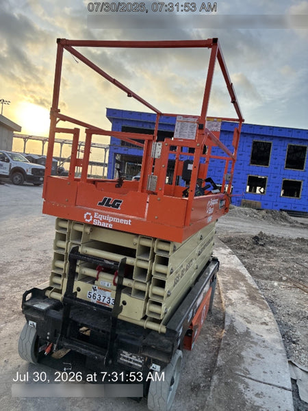 2025 JLG ES3246