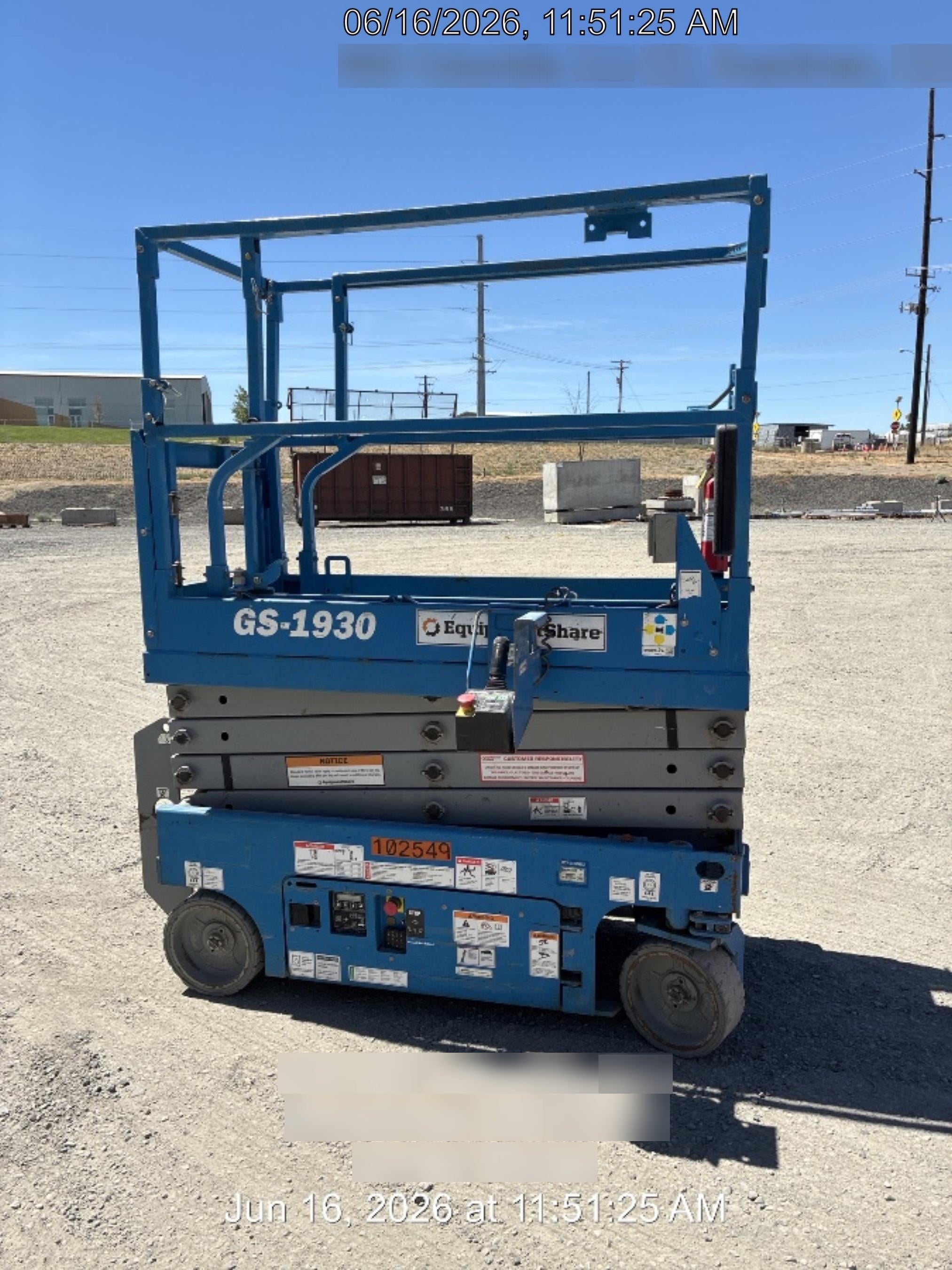 2020 Genie GS-1930 Solid Non Marking Tires, Beacon, Folding rails with half height swing gate, 800W Inverter