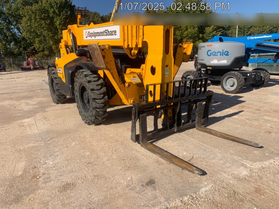 2019 JCB 510-56 Open ROPS, 74 HP, Solid Tires, Worklights, Beacon, Aux Hydraulics, Lifting Eye 60" Carriage/60" Forks