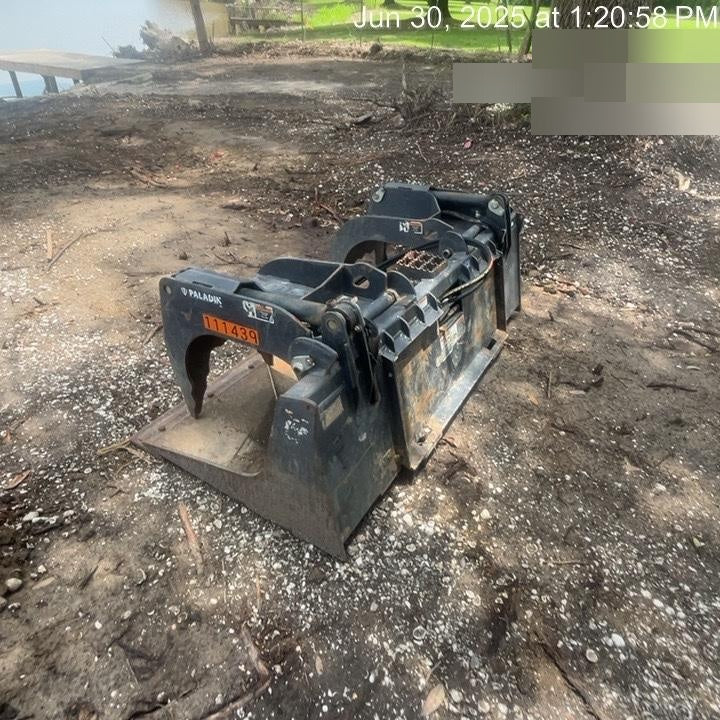 2020 PALADIN 76" Scrap Grapple Bucket - Paladin